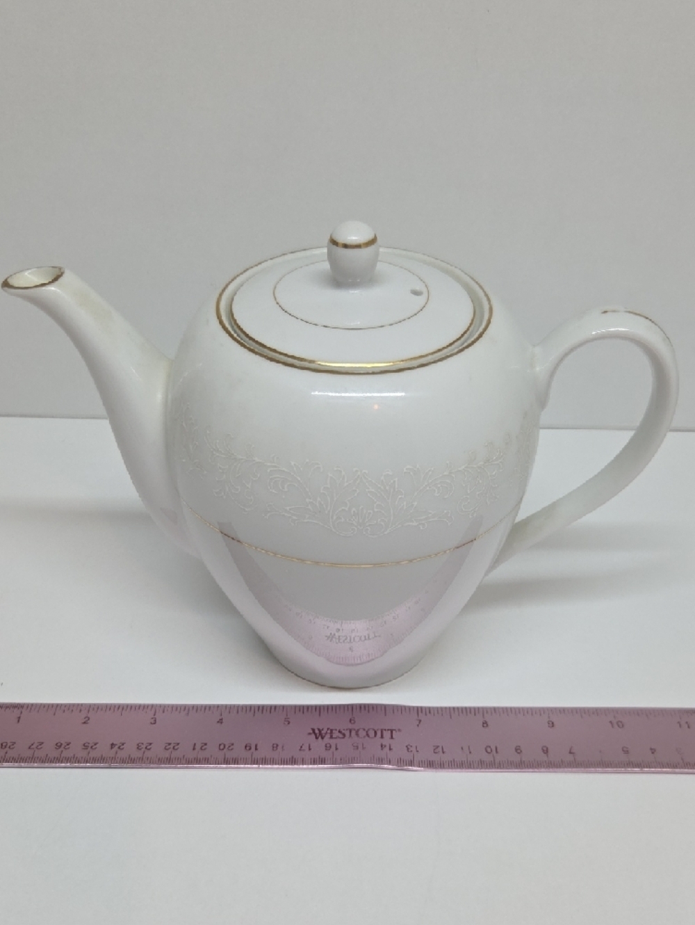 Tea Pot - Picture 10 of 11